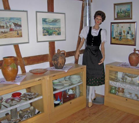 Exponate im Heimatmuseum Batsch-Brestowatz in Stein
